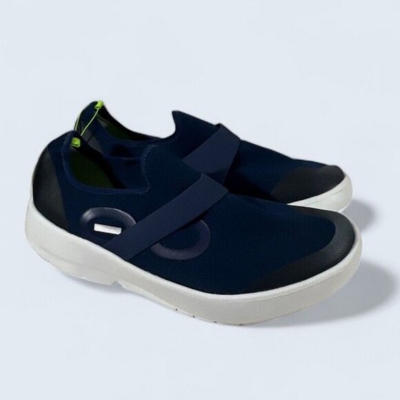 OOFOS MEN'S OOMG LOW SHOE - WHITE & NAVY SIZE 11 - Picture 1 of 5